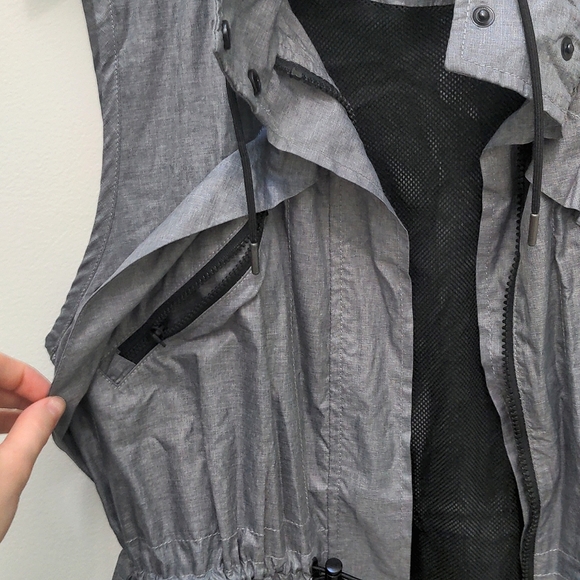 Lou & Grey utility vest size xs - Picture 4 of 8